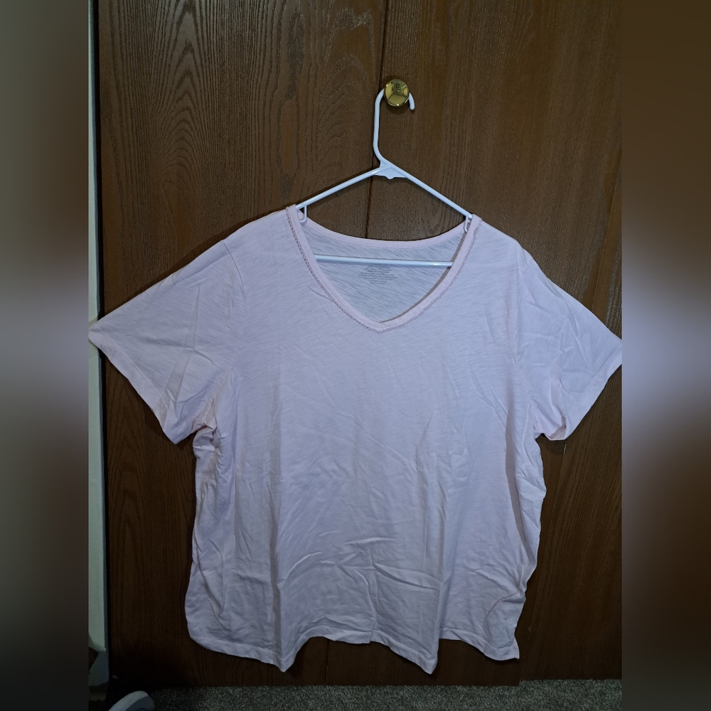 Catherine's size 2X 22/24 pale pink sleep shirt